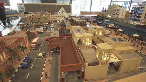 Tentoonstelling van maquettes Deira gemaakt van Lego stukken in Miniland Legoland op Dubai Parks and Resorts — Stockfoto