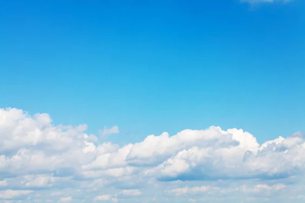 Cielo Azul Nubes Fondo Con Espacio Copia — Foto de Stock