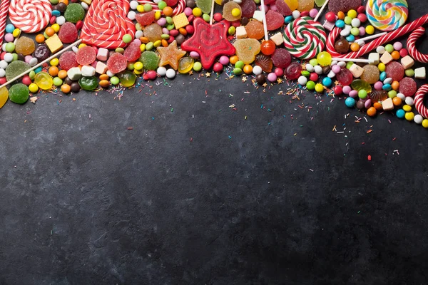 Bunte Süßigkeiten Lutscher Makronen Eibisch Marmelade Und Bonbons Draufsicht Mit — Stockfoto