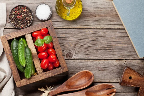 Matlagning Ingredienser Grönsaker Och Kryddor Ovanifrån Med Utrymme För Din — Stockfoto