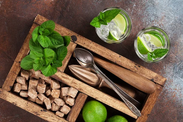 Ingredienti Cocktail Mojito Scatola Accessori Bar Vista Dall Alto — Foto Stock