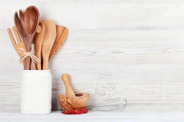 Keukengerei Voor Houten Muur Met Ruimte Voor Tekst — Stockfoto