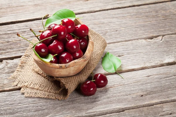 Fresh Garden Cherries Bowl Wooden Table Copy Space — Stock Photo, Image