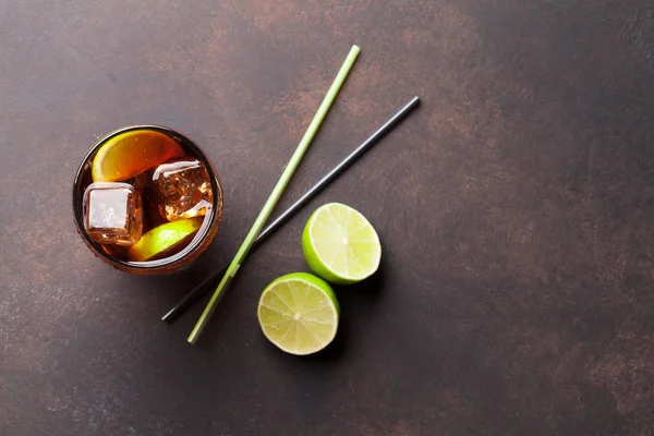 Cuba Libre Cocktailglas Vorhanden Ansicht Von Oben Mit Kopierraum — Stockfoto