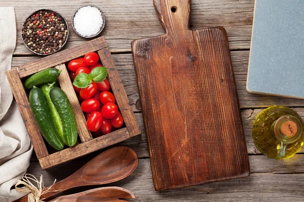 Cocinar Ingredientes Verduras Especias Vista Superior Con Espacio Para Receta — Foto de Stock