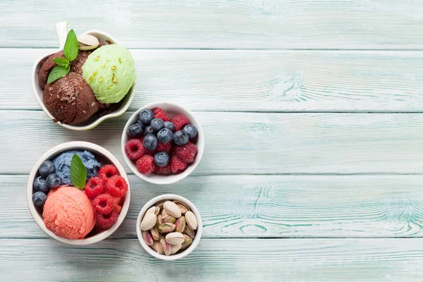 Ice Cream Diófélék Gyümölcsök Szöveg Szóközzel Felülnézet — Stock Fotó