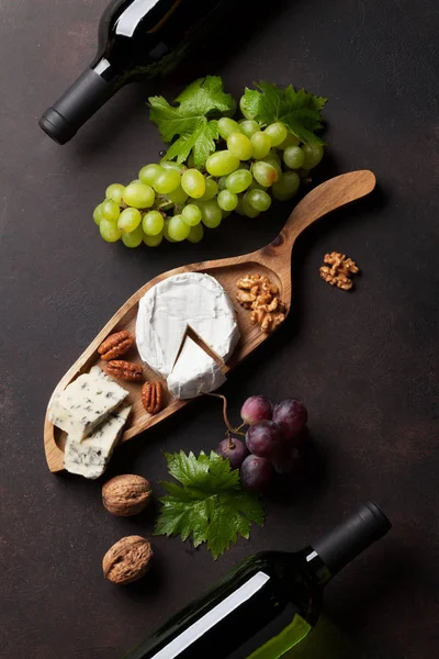 Vin Fromage Raisin Noix Vue Dessus — Photo