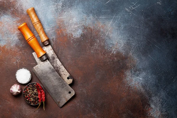 Vintage Keukengerei Specerijen Oude Stenen Tafel Slager Messen Koken Concept — Stockfoto