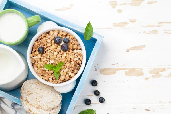 Petit Déjeuner Sain Avec Muesli Baies Lait Vue Dessus Avec — Photo