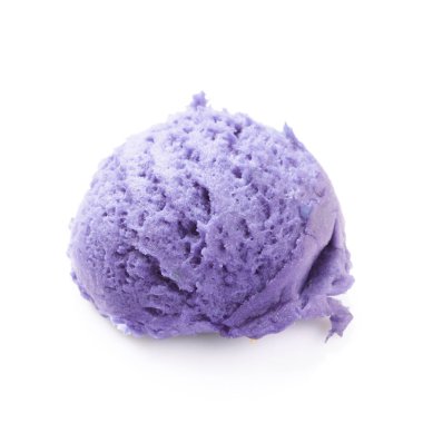 Yaban mersini dondurma kaşık. Beyaz arka plan üzerinde izole