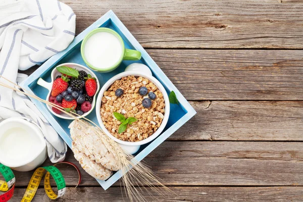 Petit Déjeuner Sain Composé Muesli Baies Lait Vue Dessus Avec — Photo