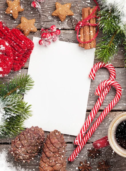 Weihnachtsgrußkarte Dekor Kaffee Und Tannenbaum Ansicht Von Oben Mit Platz — Stockfoto