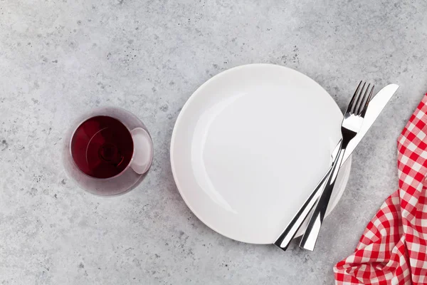 Table Setting Empty Plate Knife Fork Wine Glass Napkin Top — Stock Photo, Image