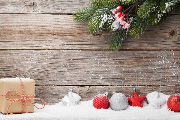 Weihnachtsgeschenkbox Dekor Und Tannenzweig Blick Mit Platz Für Ihre Grüße — Stockfoto