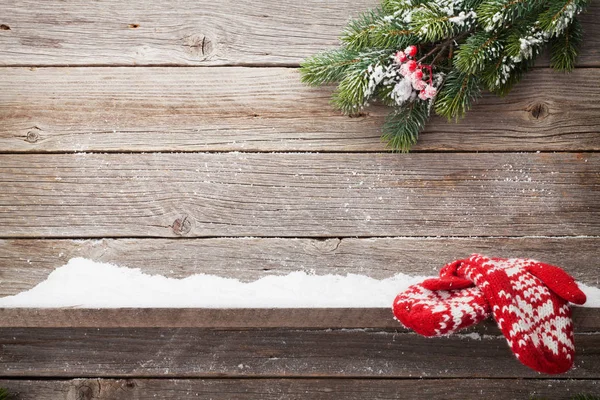 Kerstkaart Met Wanten Spar Kerstboom Bekijken Met Ruimte Voor Groeten — Stockfoto