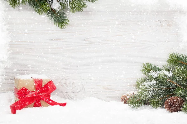 Різдвяна Подарункова Коробка Гілка Ялинки Вид Простором Ваших Привітань — стокове фото