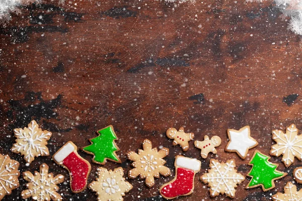 Tarjeta Navidad Con Galletas Jengibre Sobre Fondo Madera — Foto de Stock