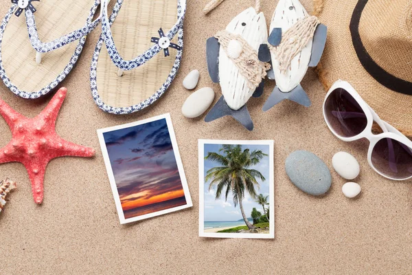 Cestování Dovolená Koncept Beach Klobouk Sluneční Brýle Víkendové Fotografie Pohled — Stock fotografie