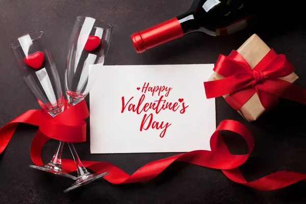 Carte Voeux Saint Valentin Avec Bouteille Vin Rouge Boîte Cadeau — Photo
