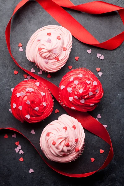 Valentin Napi Üdvözlőlap Finom Édes Cupcakes Háttér — Stock Fotó