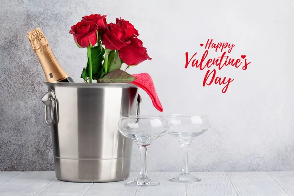 Aftelkalender Voor Valentijnsdag Wenskaart Met Champagne Emmer Roze Bloemen Boeket — Stockfoto