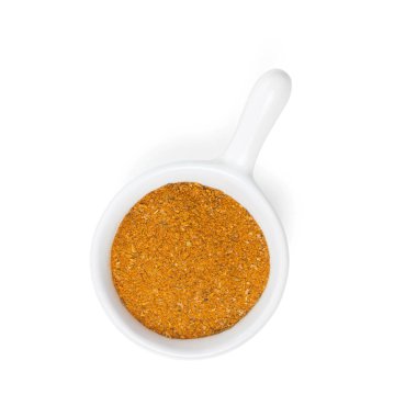 Beyaz arka plan üzerinde izole karışık baharat