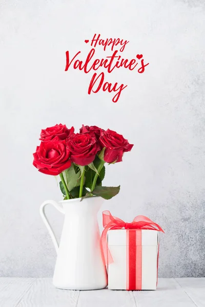 Valentine Day Greeting Card Red Rose Flowers Bouquet Gift Box — Stock Photo, Image