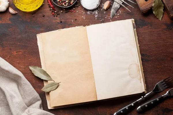 Conjunto Várias Especiarias Ervas Fundo Madeira Visão Superior Com Livro — Fotografia de Stock