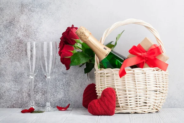 Aftelkalender Voor Valentijnsdag Wenskaart Met Rode Rozen Champagne — Stockfoto