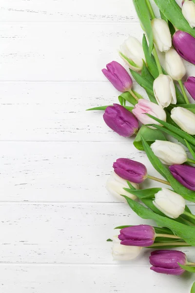Carte Vœux Pâques Avec Fleurs Tulipes Vue Dessus Sur Table — Photo