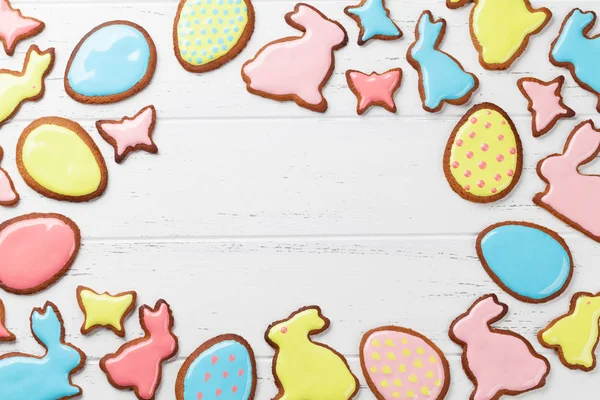 Easter Gingerbread Cookies Wooden Table Rabbits Eggs Greeting Card Top — Stock Photo, Image