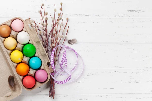 Ostergrußkarte Mit Bunten Ostereiern — Stockfoto