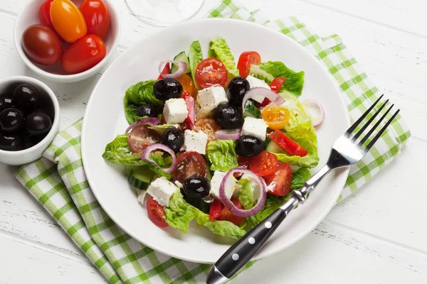 Greek Salad Cucumbers Tomatoes Peppers Lettuce Onion Feta Cheese Olives — Stock Photo, Image