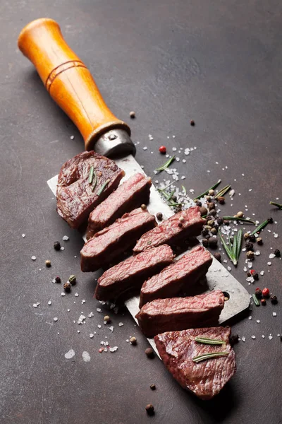 Fresh Grilled Steak Meat Butcher Knife Stone Background — Stock Photo, Image