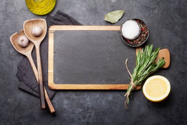 Yemek malzemeler ve mutfak eşyaları