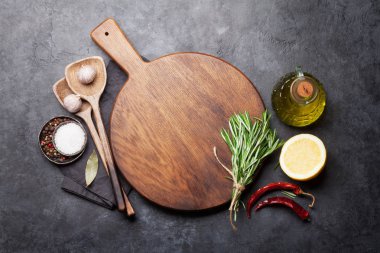 Yemek malzemeler ve mutfak eşyaları