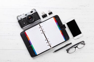 Ofis çalışma masası