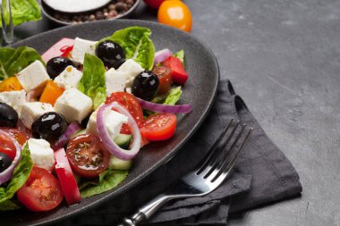 Yunan salata tabağı