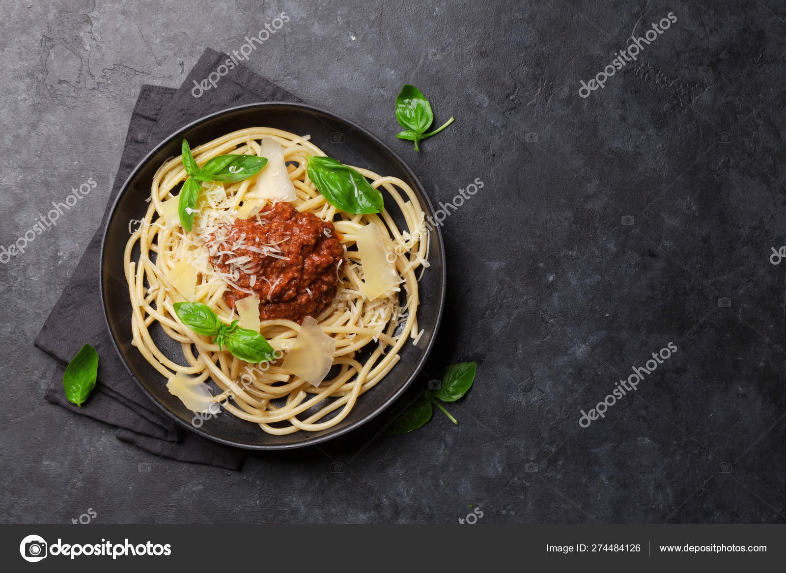 Spaghetti bolognese pasta Stock Photo by ©karandaev 274484126