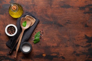 Pişirme aletleri ve baharatlar