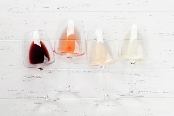 Çeşitli şarap bardakları — Stok fotoğraf