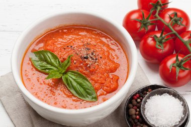 soğuk gazpacho çorbası