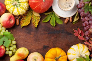 Kabak ve meyve ile sonbahar zemin