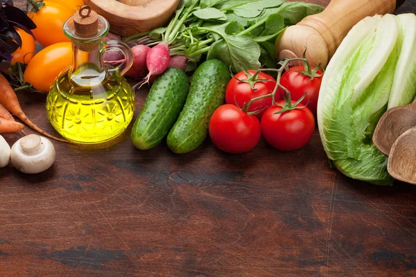 Assorted raw organic vegetables — Stock Photo, Image