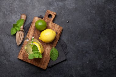 Taze yaz narenciye limonata