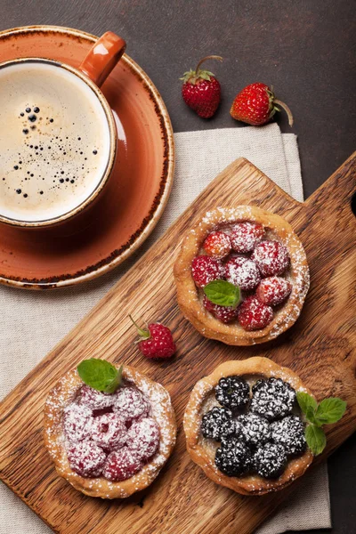 Set de prăjituri cu fructe de pădure — Fotografie, imagine de stoc