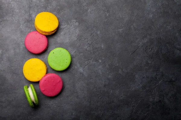 Pastel de macaron o dulces de macarrones —  Fotos de Stock