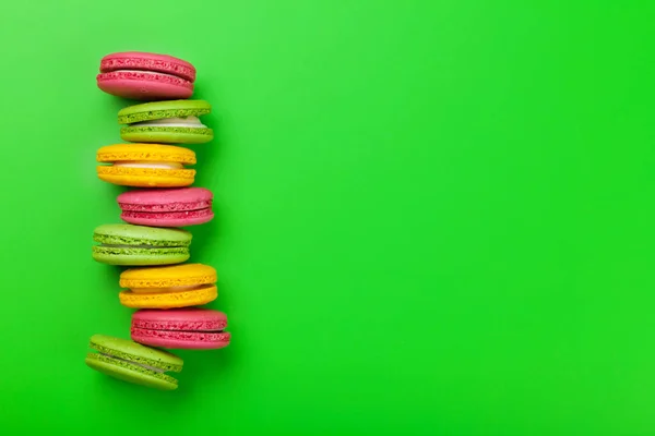 Pastel de macaron o dulces de macarrones —  Fotos de Stock