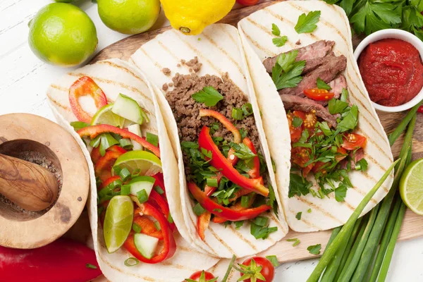 Meksykańskie tacos gotowanie — Zdjęcie stockowe