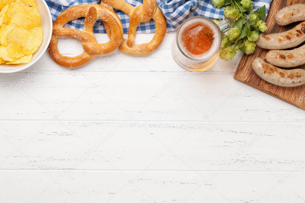 Oktoberfest set. Pretzels, sausages and lager beer